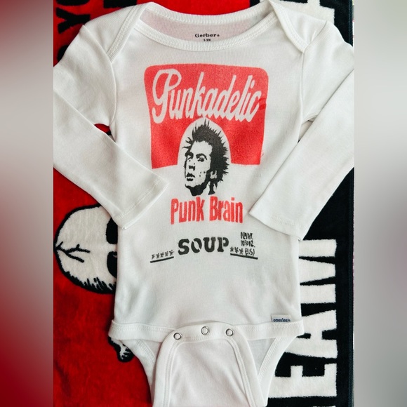 PUNKADELIC Sid Vicious punk rock Sex Pistols goth rave Harajuku baby onesie 6-9M - Picture 3 of 14